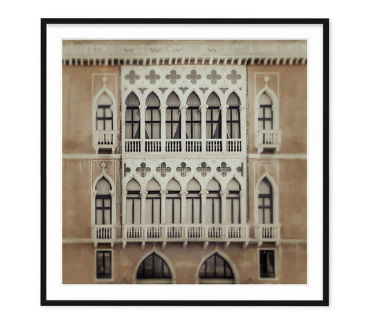 VENETIAN PALACE FAÇADE