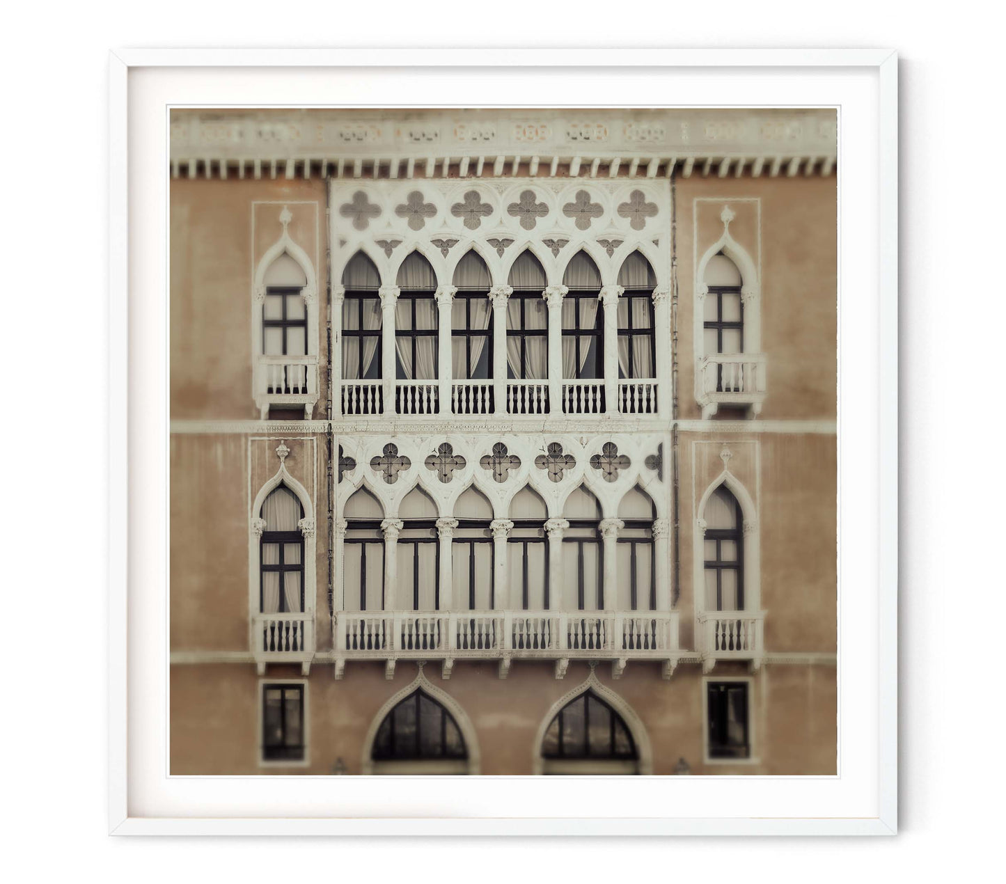 VENETIAN PALACE FAÇADE