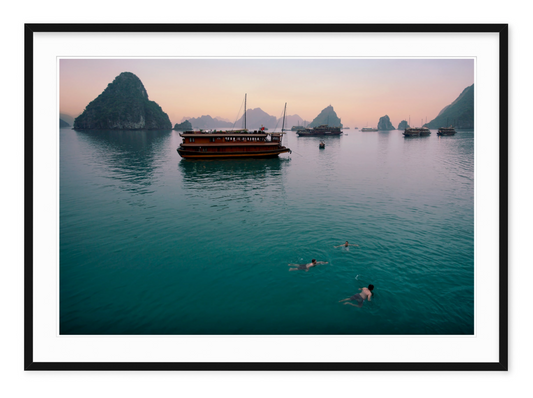 HALONG BAY SWIM