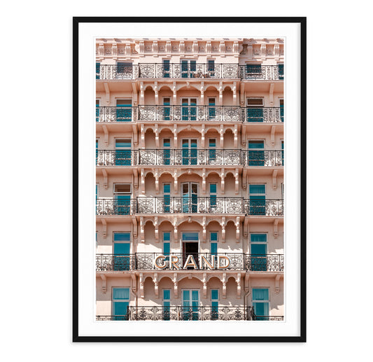 GRAND HOTEL
