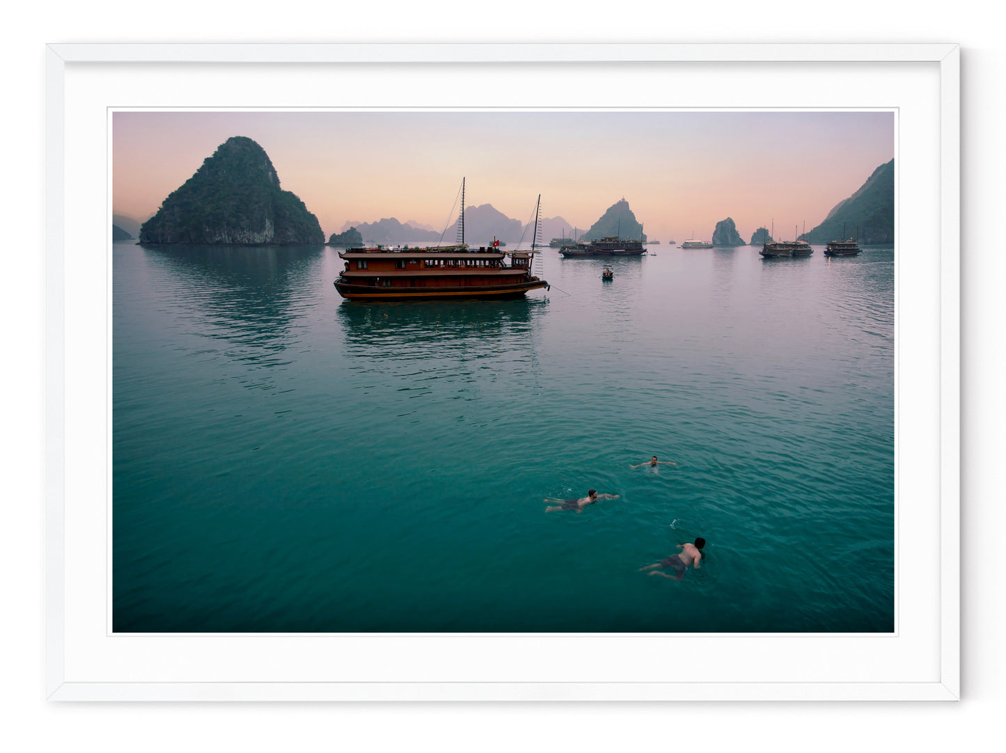 HALONG BAY SWIM