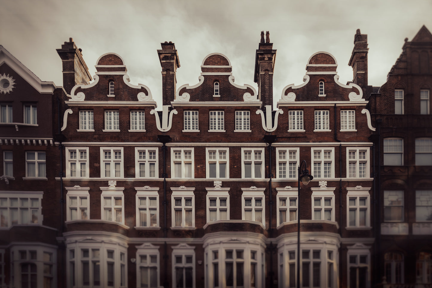 LONDON TOWNHOUSES