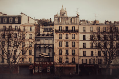 MONTMARTRE SHOPS