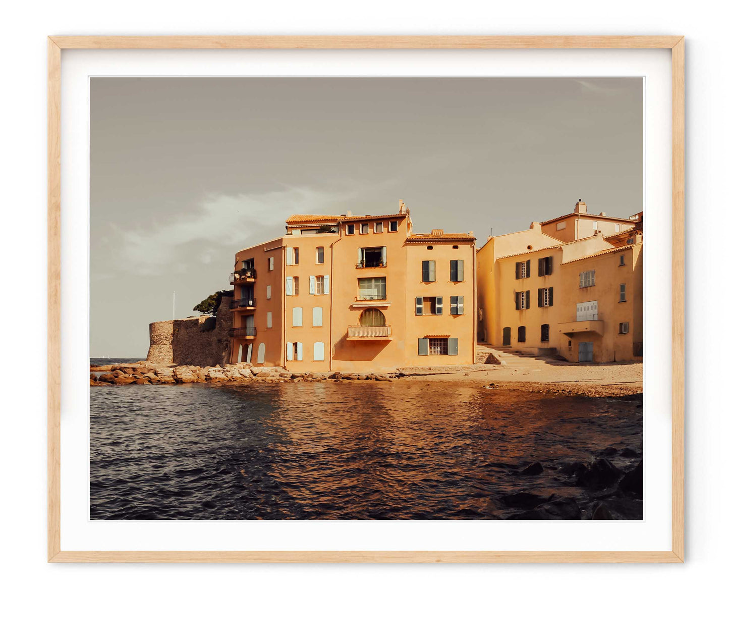 SAINT TROPEZ APARTMENTS