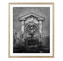 Load image into Gallery viewer, ROMAN EAGLE FOUNTAIN
